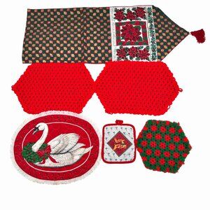 6 PC CHRISTMAS TABLE LINENS RUNNER PLACEMATS POTHOLDER SWAN POINSETTIA CROCHET